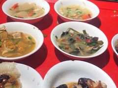 -蓝田九大碗民俗食府(蓝田店)