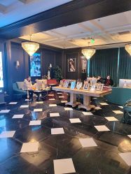 -鼎极摄影(世纪金源店)