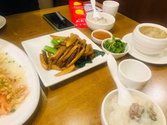 干贝排骨粥-粤仔湾砂锅粥(金太湖店)