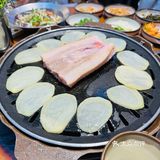 [吐]好吃到口水止不住的烤肉。蟹酱拌饭！