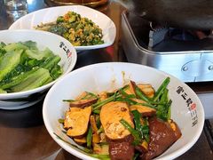 -富正毅三下锅(体育馆店)