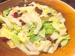炝炒圆白菜-懒人盐府人家·自贡大麻鱼(安贞店)