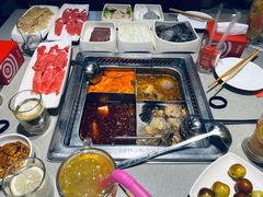 -海底捞火锅(关山保利店)
