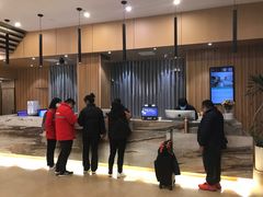 -西安大雁塔科技大学地铁站亚朵酒店