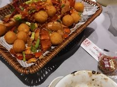 -吴越荣记苏州菜·松鼠桂鱼100%活鱼现做(斜塘老街店)