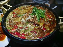 -万重锦·人文川菜馆(骡马市店)