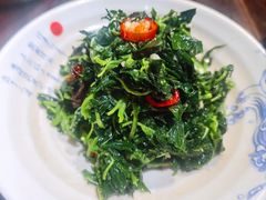 -蓝田九大碗民俗食府(蓝田店)