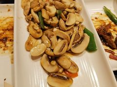三色蘑菇-火地铁板烧(昆山万象汇店)