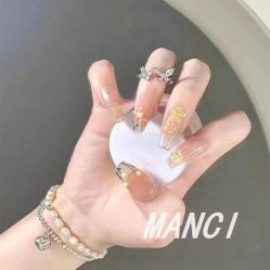 -悦指间美甲美睫