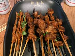-陈员外正宗夹江烧烤(广福路店)