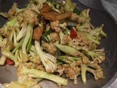 -小菜园新徽菜(宜兴八佰伴店)