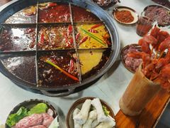 -正南齊北重庆老火锅(光华村直营店)