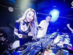 -Club Queen皇后酒吧
