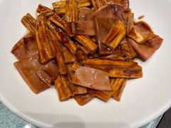 -凤凰园烤鸭店·唐山菜·传承花椒肉(老唐丰路店)