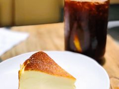 巴斯克烤芝士-素咫咖啡CLIFEROSE