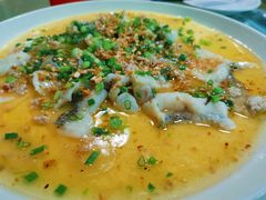 -洪霞餐馆