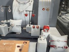 -HEFANG Jewelry何方珠宝(IFS店)