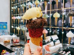 -VENCHI 闻绮(上海佛罗伦萨小镇店)