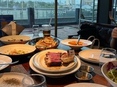 -MONICH牛排融合餐厅(和义大道购物中心店)