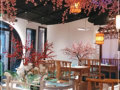 -荷塘秋月·本帮江浙菜(国权路店)