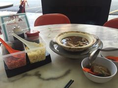 -新峰肉骨茶
