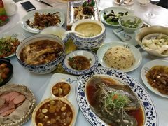 -卫鼎轩·家宴(水上公园店)