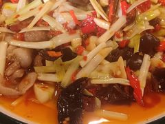 -兔行天下-鸿鹤鲜锅兔(中海国际店)