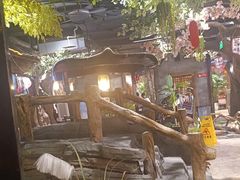 -城墙拐拐火锅(三峡广场黑金冠店)