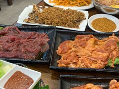 -韩风烤牛肉冷面店