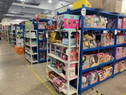 -逝水玩具折扣店