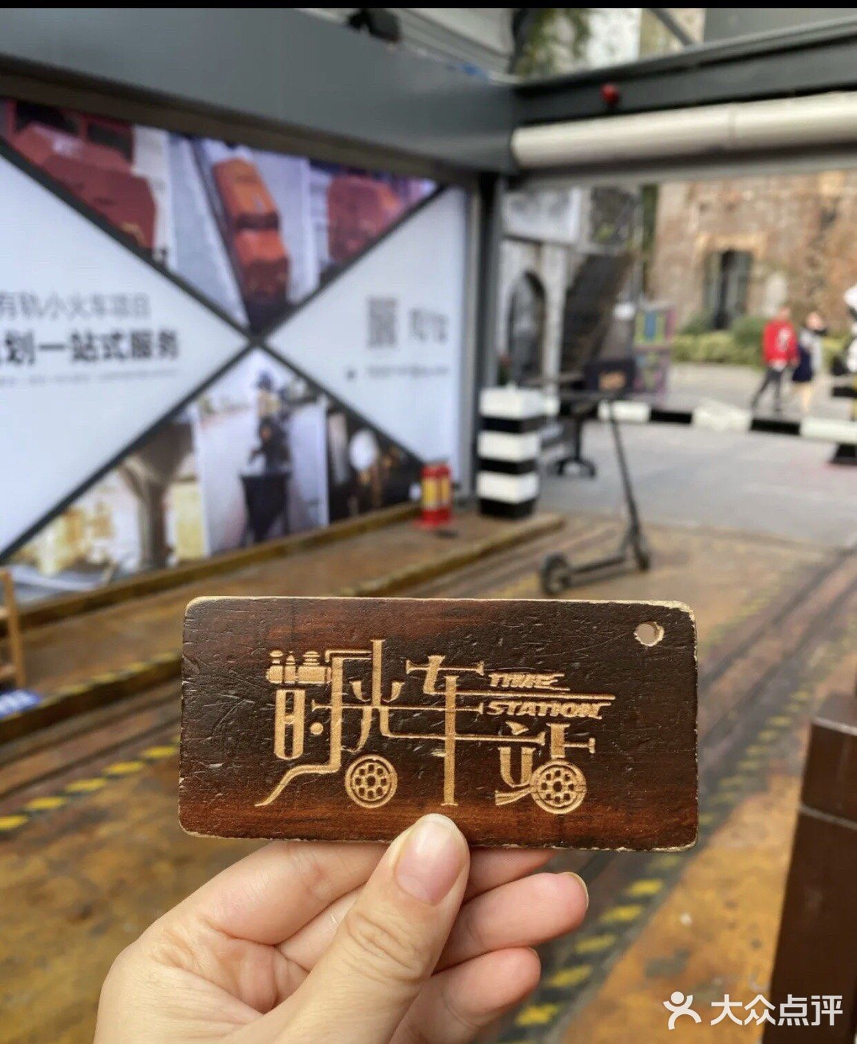 六一儿童节，如果不知道带孩子去哪里玩就过来带小孩坐火车吧。