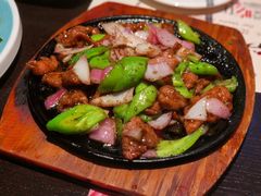 铁板牛肉-舌尖上的食缘花园主题餐厅