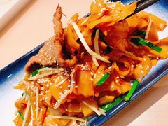 干炒牛肉河粉-避风塘(宝山万达店)