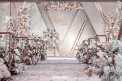 -花轿喜屋婚礼策划