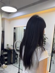 -V7 HAIR SALON