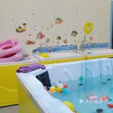 游泳健将一起玩