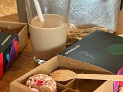 -星巴克臻选(上海合生汇1F店)