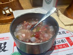 -成都你六姐·牛肉冒菜(上海环宇荟店)