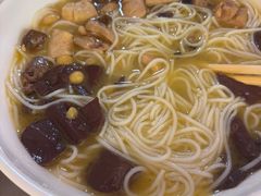 -文山荷鲜居(翠湖店)