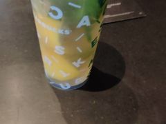 -星巴克臻选(上海长风大悦城店)