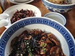 -沪西老弄堂面馆(定西路店)