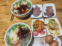 -思泊湖牛肉面(兰州总店)