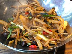 -鱼食饭稻·苏浙土菜17年老馆子(平江路店)