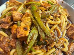 -满格嗦新疆椒麻鸡火锅.炒米粉(川大江安校区店)