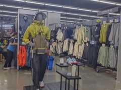 -迪卡侬(大英山店)