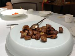 黑蒜雪花牛肉粒-二十四单 淮扬新味
