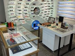 -浮光眼镜·蔡司视觉合作·数字验配中心(陆家嘴店)
