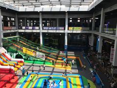 -蒙特利亲子乐园