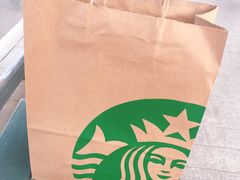 -星巴克臻选(盐城金鹰聚龙湖店)