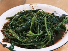 -洪霞餐馆